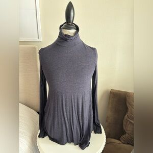 American Eagle Soft Sexy Navy Turtleneck S Small
